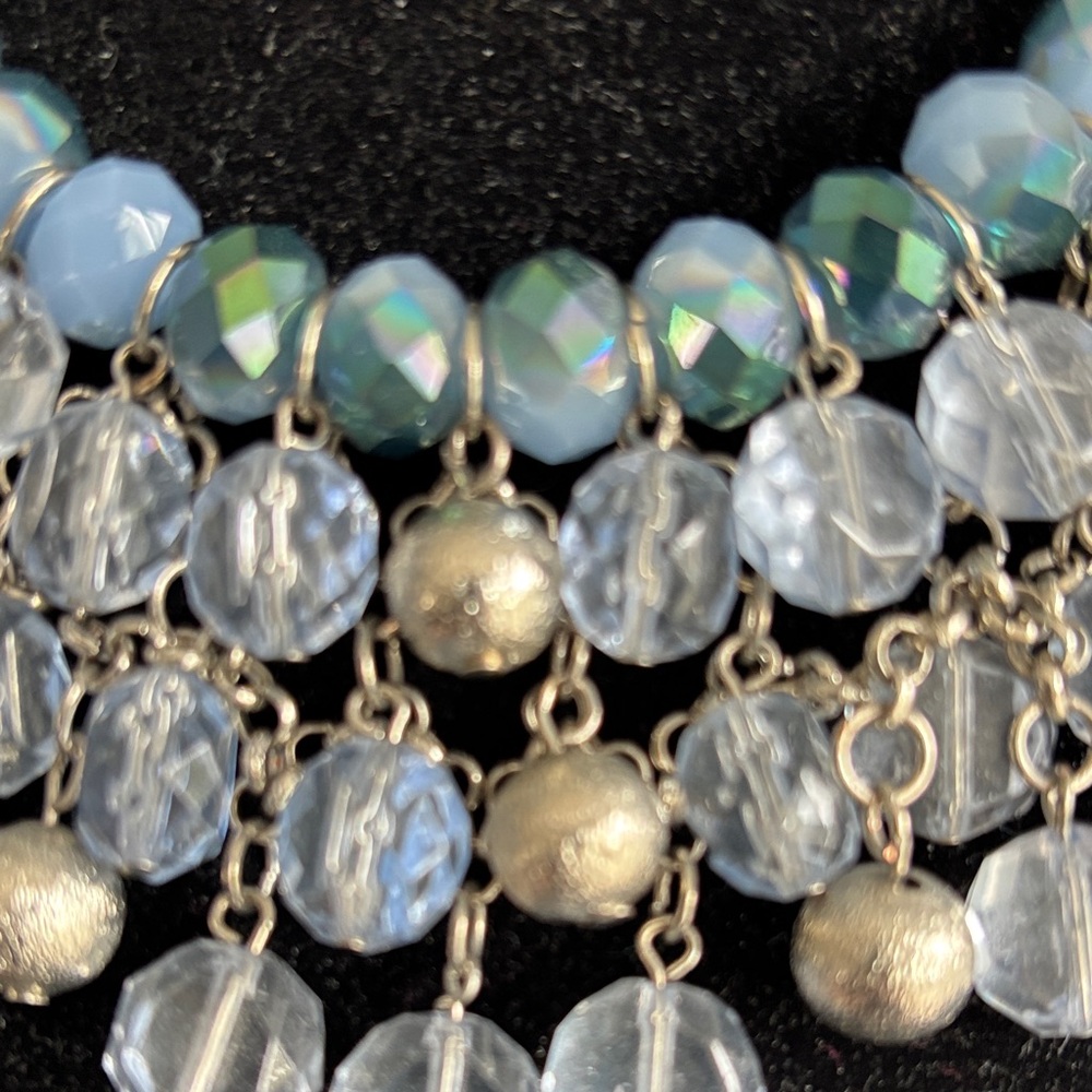 Statement Necklace - Picture 2 of 9